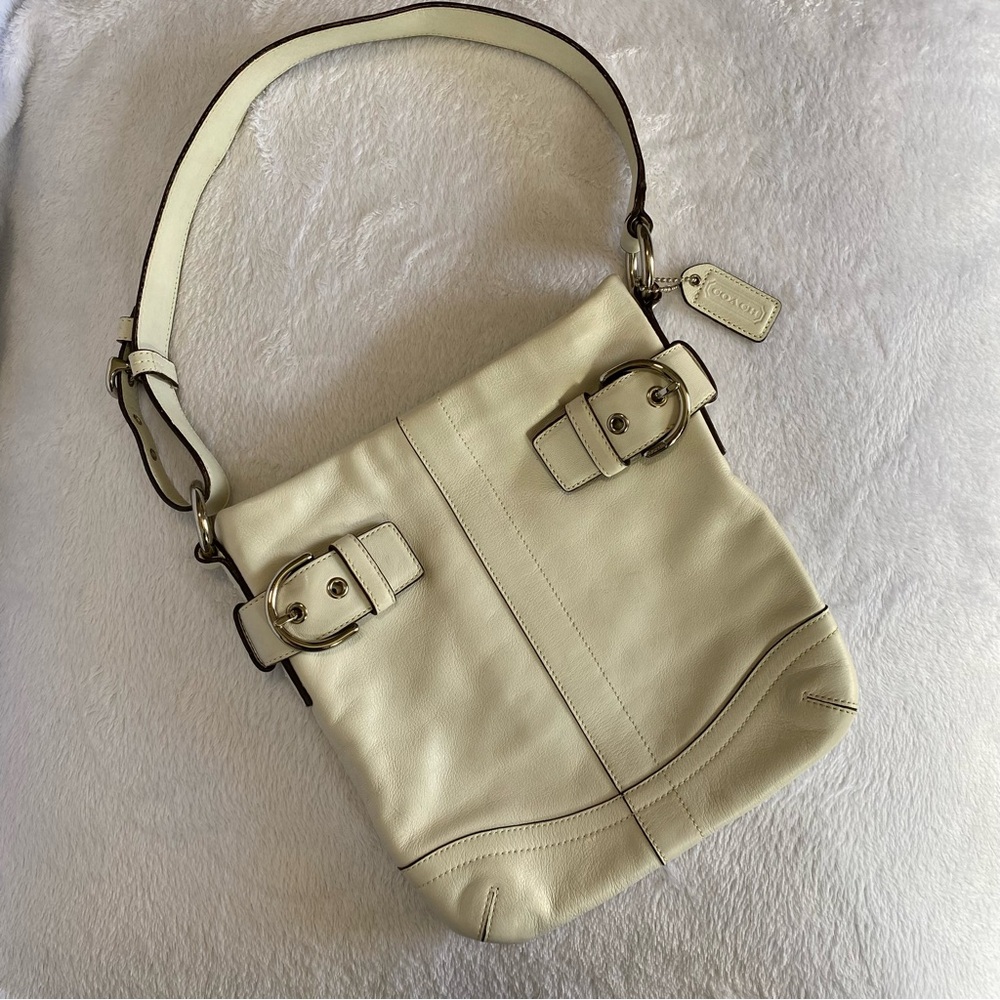 Coach Vintage Y2k Soho Off White Leather Shoulder Bag